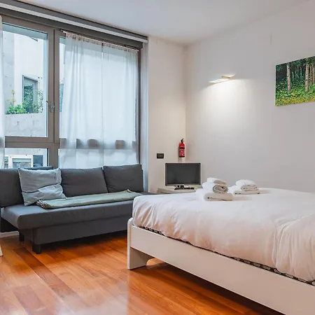 Guest Planet - Arco Della Pace Apartment *