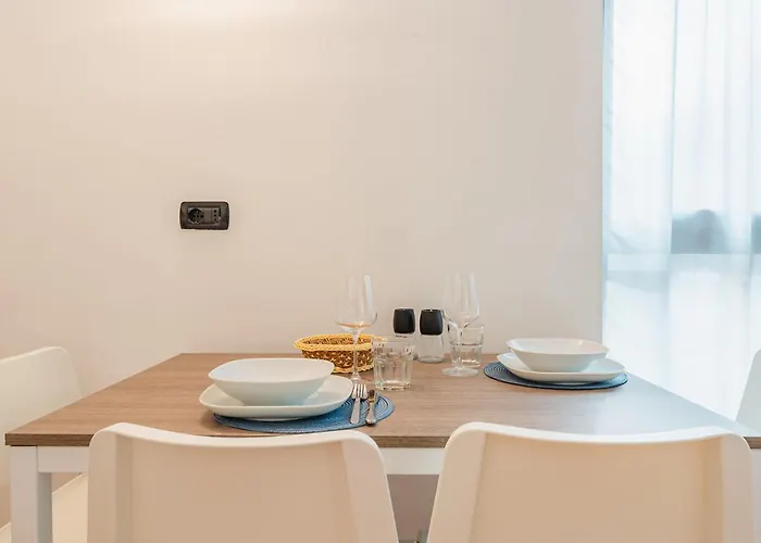 Apartment Guest Planet - Arco Della Pace Milan
